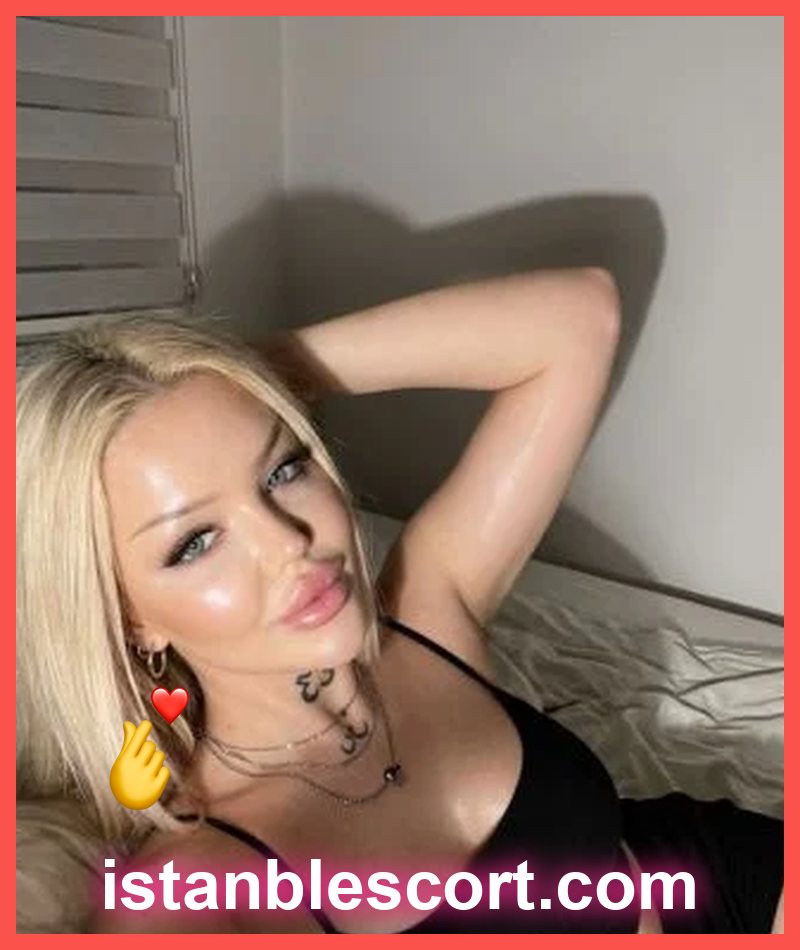 Defne, 27 — Ferhatpaşa showcase card